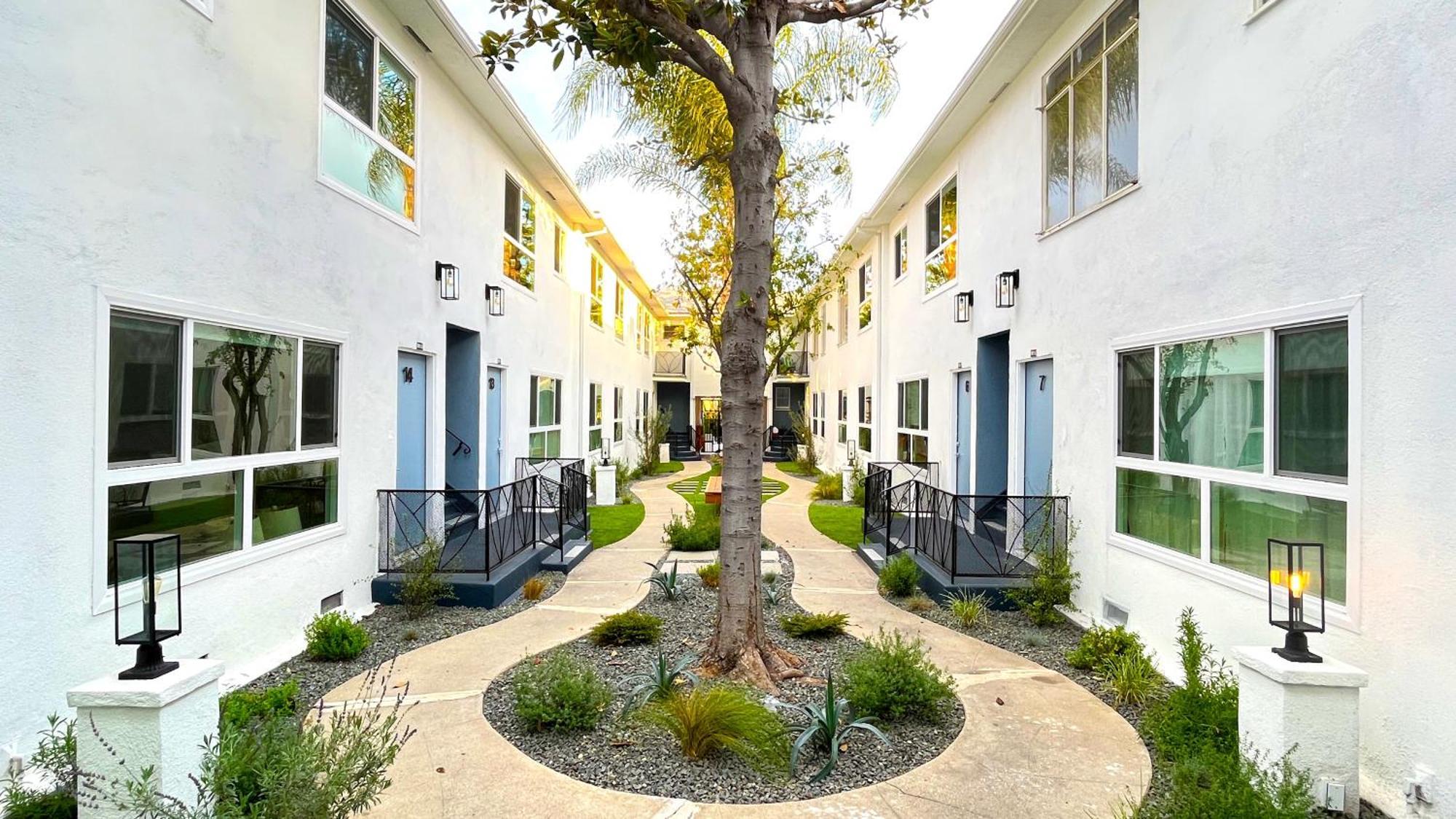 Hollywood/Thai Town Courtyard Apartment Λος Άντζελες Εξωτερικό φωτογραφία